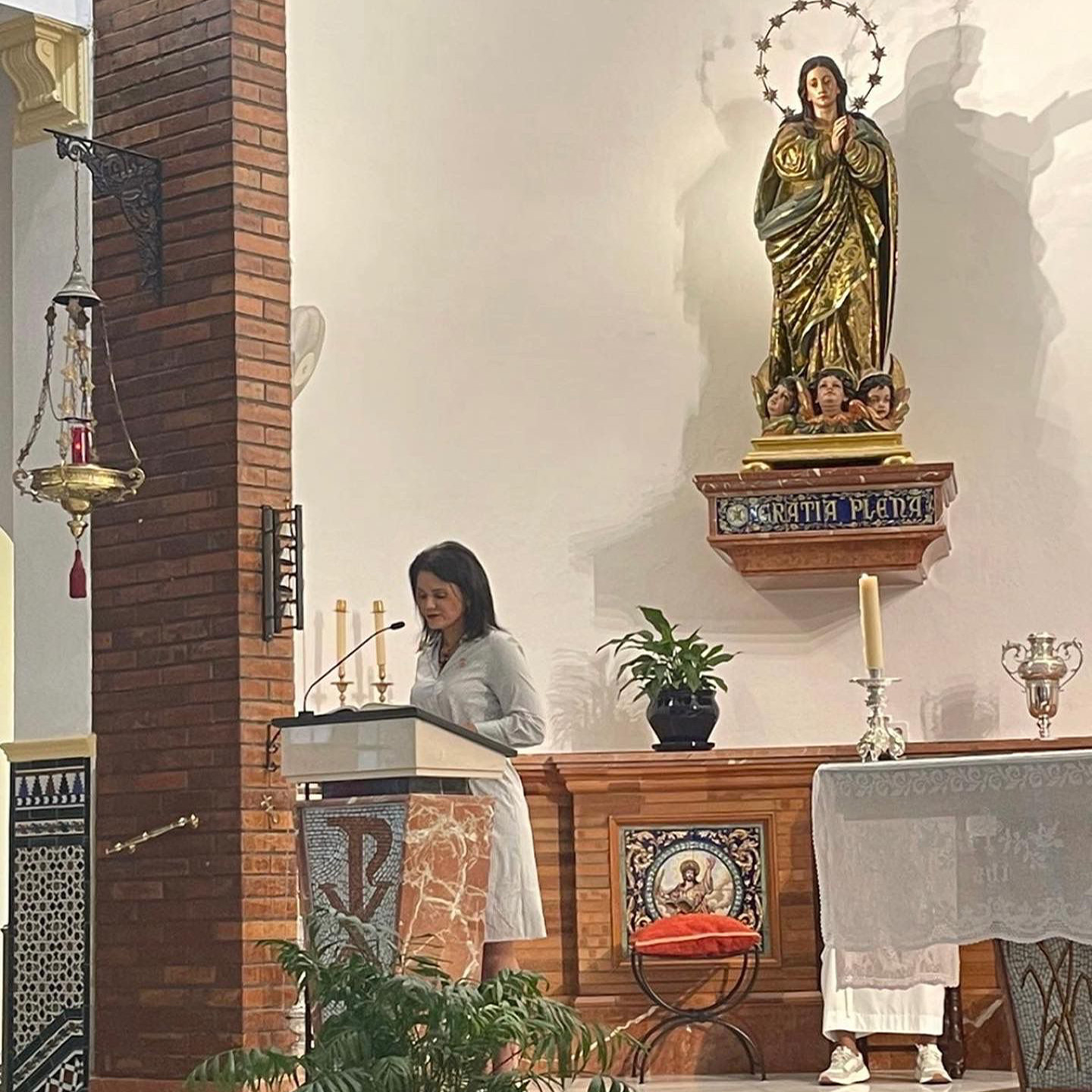 Eucaristía en honor a la Virgen de las Mercedes - Consulado General de ...